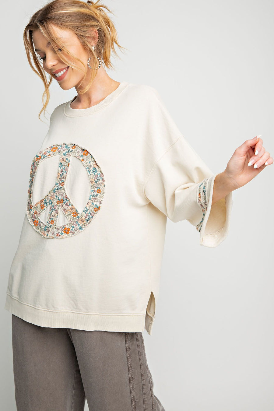 Mineral Washed Peace Pullover